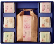 福岡「土師物産」
福岡県産新米詰め合わせ
（クラフト袋2kg、キューブ6個）
税込7,560円