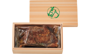 京都｢木乃婦｣
                木乃婦特製 青柚子と神馬草（じんばそう）の
                ローストビーフ
                