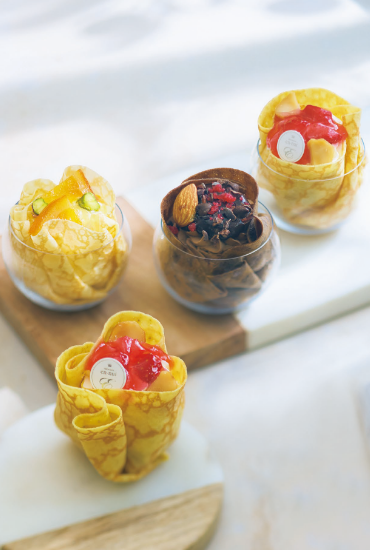 ｢HACHIMITSU SWEETS en-nui
              （ハチミツ スイーツ アンニュイ）｣
              はちみつクレープ “petit bouquet”
              