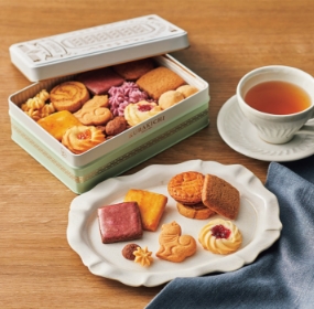 〔秋田･くら吉〕
KURAKICHI
あきた
フルーツクッキー缶