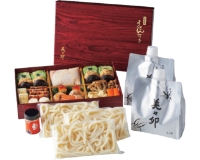 〔美々卯〕
冷凍うどんすき