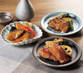 レンジで簡単!
骨取り煮魚と野菜付合せ
