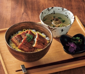 炭火焼うなぎ
個食セット4人前